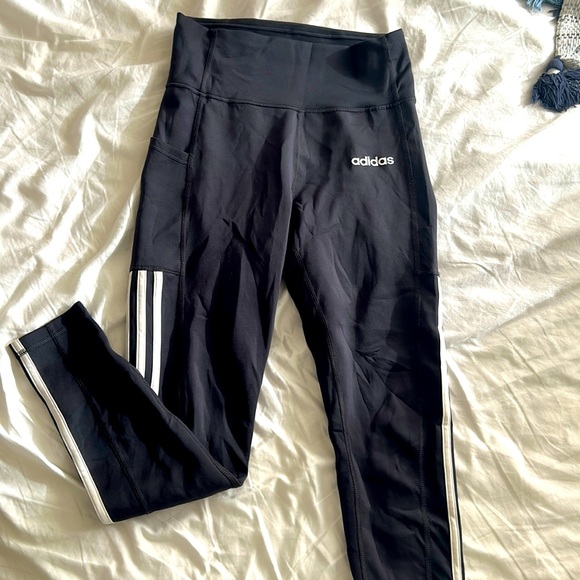 Addidas climalite tights in small. No tags but never worn. Great condition! - Picture 1 of 2